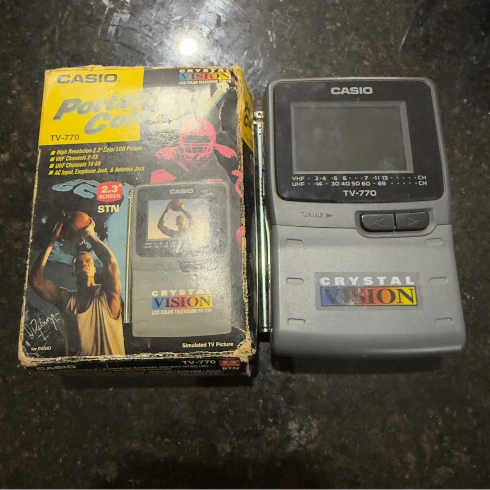 VTG Casio Portable Color TV Battery Operated Handheld TV-770 Box Manual WORKS!